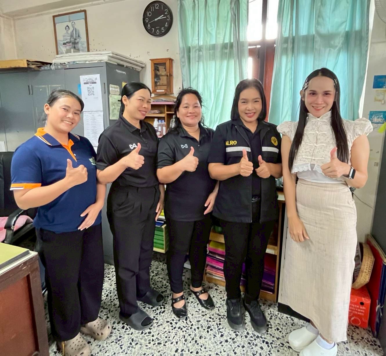 title - ผู้ตรวจราชการ ส.ป.ก. ประชุมติดตามผลการดำเนินงานตามแผนการตรวจราชการ ของ ส.ป.ก. ประจำปีงบประมาณ พ.ศ. 2569 รอบที่ 1 พร้อมลงพื้นที่มอบกิ่งพันธุ์โกโก้คุณภาพดีจำนวน 3,000 ต้น ณ จังหวัดชุมพร